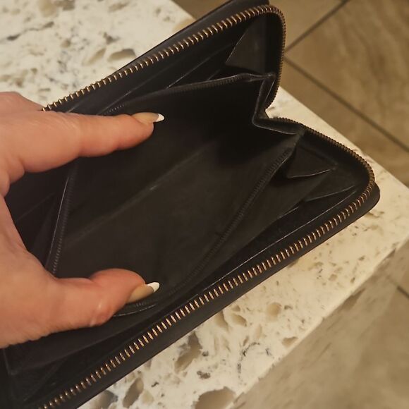 Gucci Animailer Bee Dark Blue Leather Zip-Around Large Wallet with Dust Bag - Picture 6 of 11